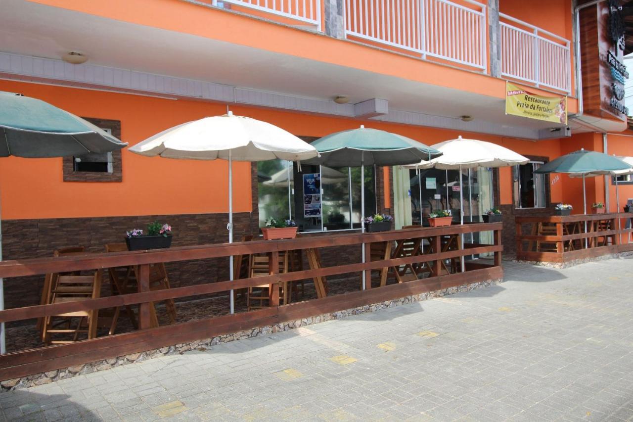 Pousada Praia Da Fortaleza 450 Metros Do Parque Beto Carrero Com Cafe Da Manha Penha  Exterior photo